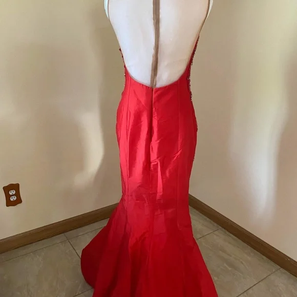 Red dress withdiamonds